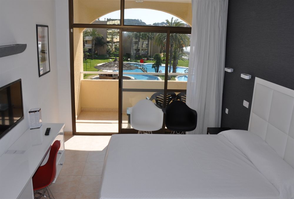 Evenia Olympic Garden Hotel 4*